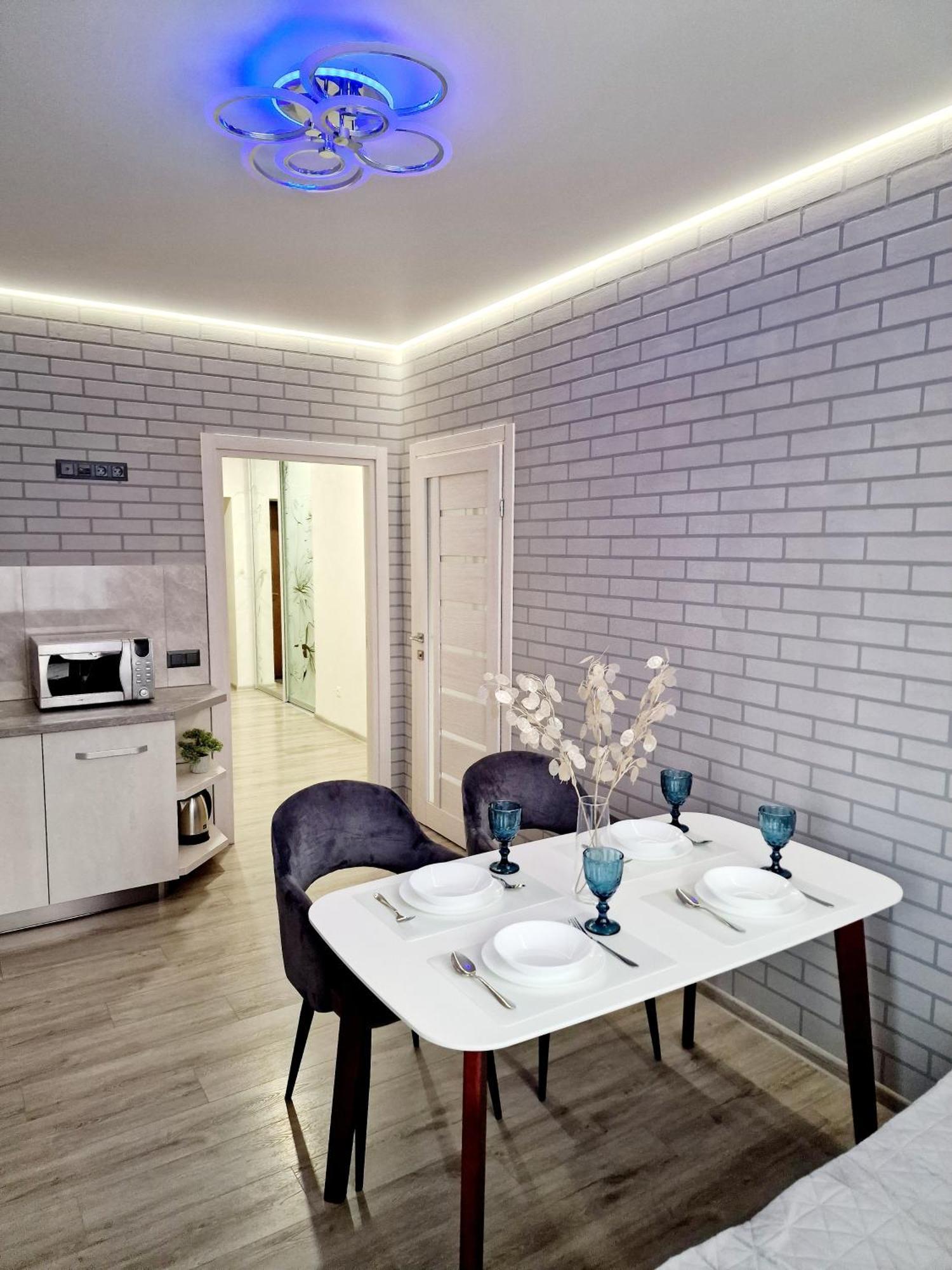 Apartament On Chornovola, 40 Жк "Варварівка" Lutsʼk Εξωτερικό φωτογραφία